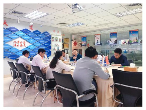 珠海市科技立异局局长王雷一行到珠海鸿运国际水务调研